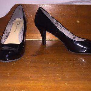 Women’s  Black heels